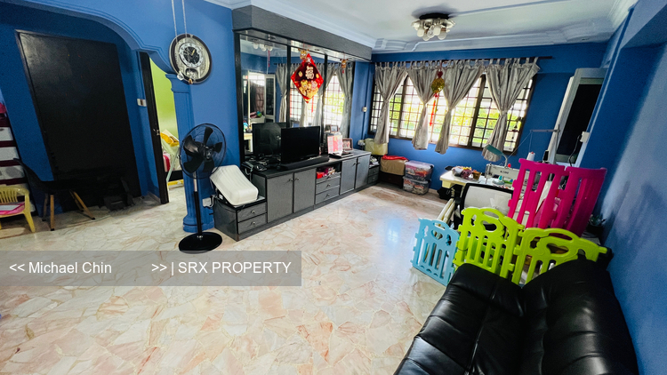 Hougang Avenue 8 thumbnail photo